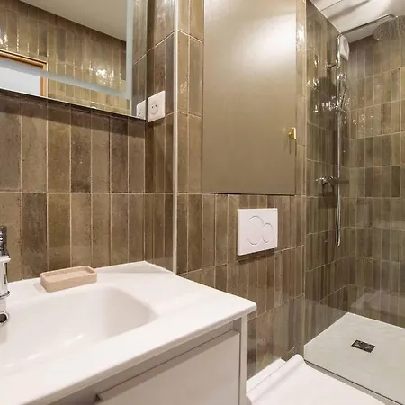 Sentier Historical Center Ii Luxury Design 3br-8p