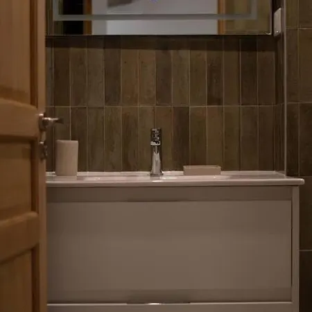 Sentier Historical Center Ii Luxury Design 3br-8p