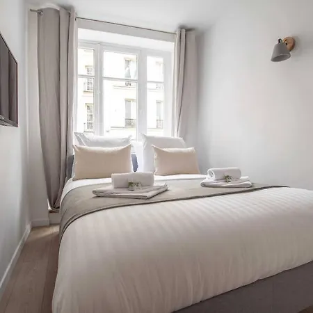 Apartment Sentier Historical Center Ii Luxury Design 3br-8p Paris
