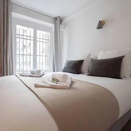 Apartman Sentier Historical Center Ii Luxury Design 3br-8p *