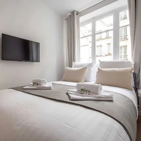 Sentier Historical Center Ii Luxury Design 3br-8p *