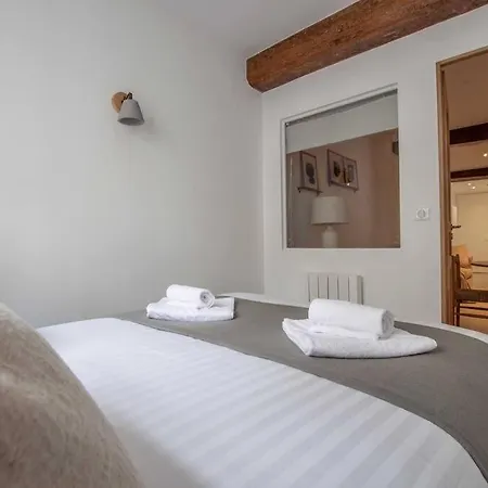 Apartman Sentier Historical Center Ii Luxury Design 3br-8p *