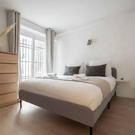 Sentier Historical Center Ii Luxury Design 3br-8p Apartman