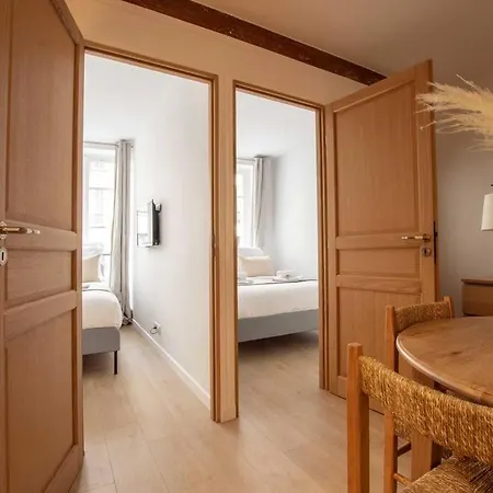 Sentier Historical Center Ii Luxury Design 3br-8p